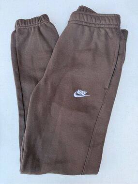 Nike Brown Fleece Jogger Sweatpants – Size Small